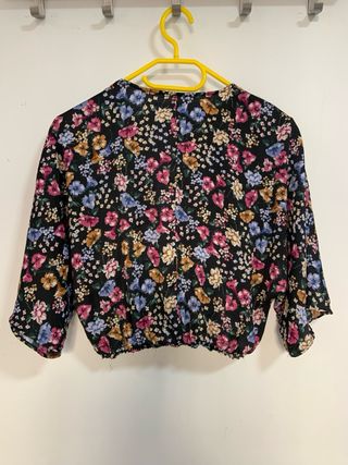 Blusa floral manga murciélago -Talla S