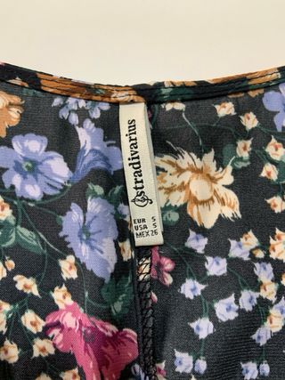 Blusa floral manga murciélago -Talla S