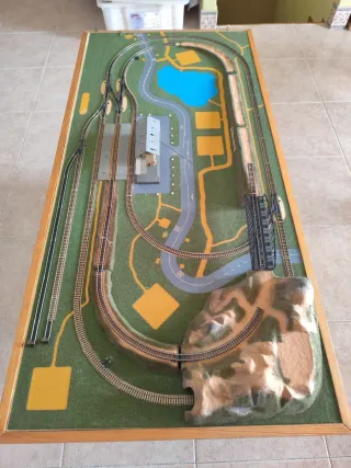 Estructura Maqueta Ibertren 2N más paisaje