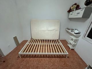 Cama y Colchón Ikea