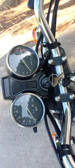 Suzuki GN250 Negra