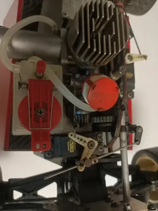 Auto RC 1:10 a scoppio Kyosho