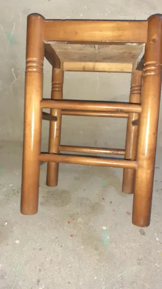 Taburete madera 48x31 solido y sin carcoma ver
