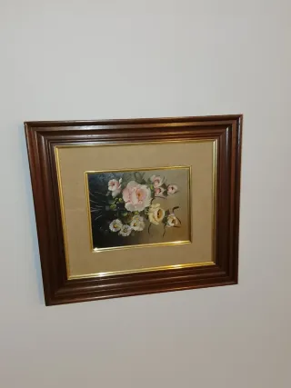 Due quadri a olio con fiori