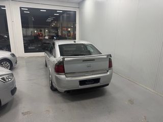 Opel Vectra 2004 muy cuidado