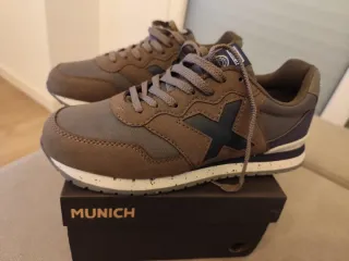 Zapatillas Munich Talla 40 Nuevas