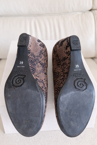 Zapatos cuña Úrsula Mascaró piel T39 nuevas