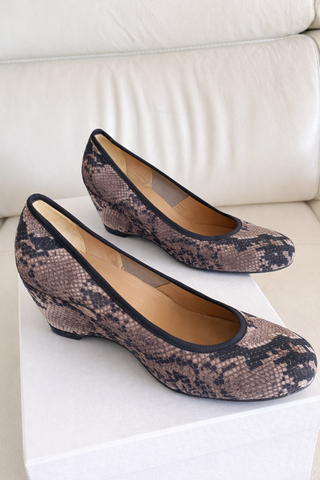 Zapatos cuña Úrsula Mascaró piel T39 nuevas