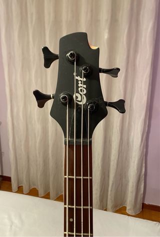 Bajo Cort Action DXL AS