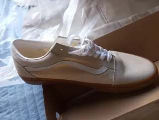 Zapatillas Vans Rojas y Marrones