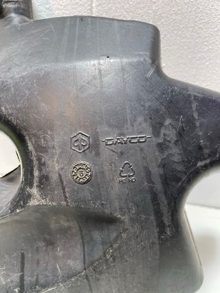 Deposito aceite Piaggio ZIP SP 2000