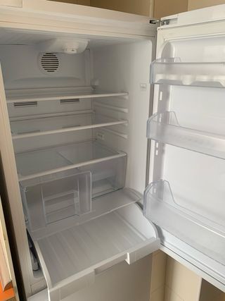 URGE Frigorífico Combi Saivod No Frost Blanco