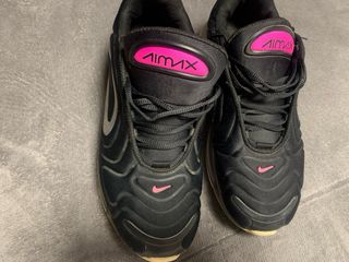 Nike Air Max 720 Talla 40 Negro Rosa