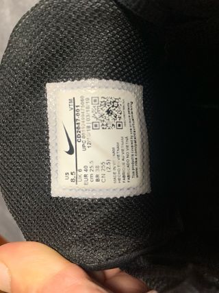 Nike Air Max 720 Talla 40 Negro Rosa