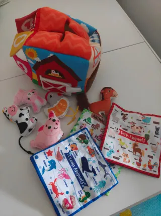 Cubo sensorial granja y animales bebé