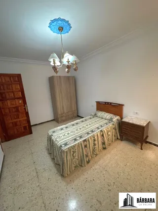 Piso de 3 habitaciones en zona del charco