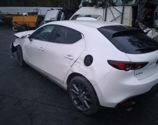 Mazda paragolpes 3 hibrido-suave evolution 243449