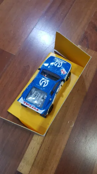 Scalextric Lancia 037 ( con luz) ref.4073