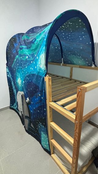 Litera con carpa de estrellas