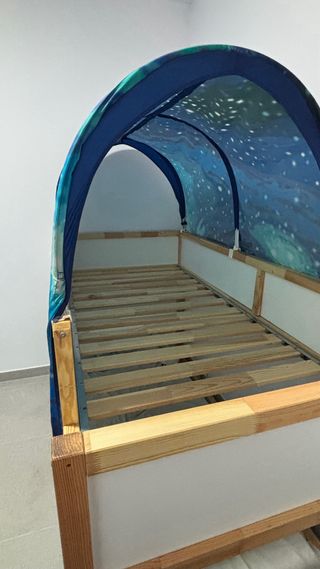 Litera con carpa de estrellas