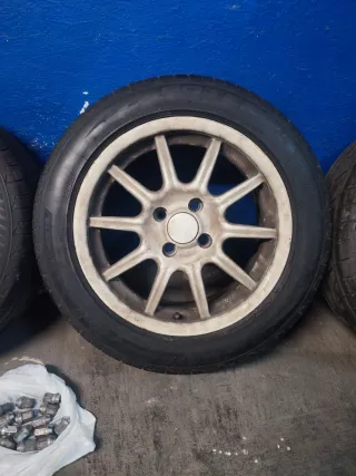 Llantas