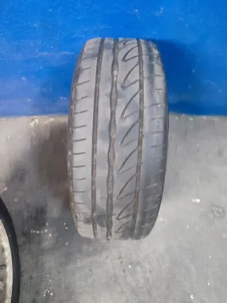 Llantas