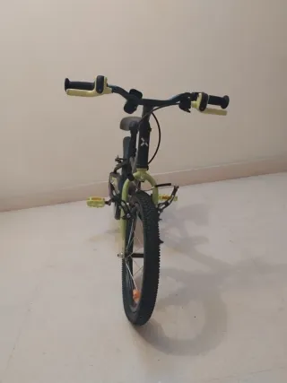 Bicicleta Infantil B'TWIN Negra y Amarilla