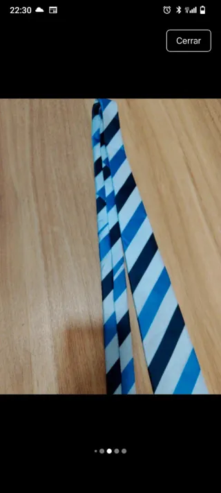 Corbata de rayas azul