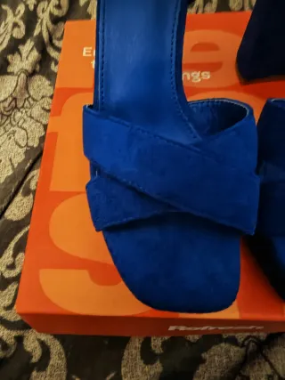 Zapatos tacón Refresh azul Talla 38 nuevo.