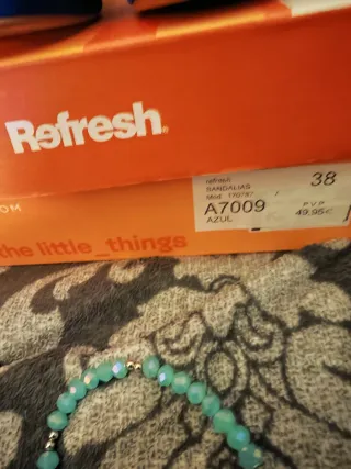 Zapatos tacón Refresh azul Talla 38 nuevo.