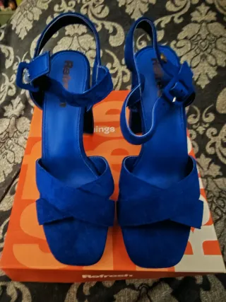 Zapatos tacón Refresh azul Talla 38 nuevo.
