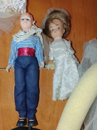 Lote de muñecas antiguas