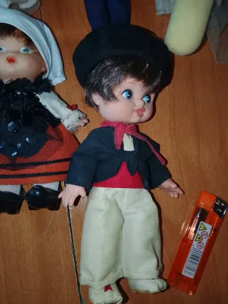 Lote de muñecas antiguas