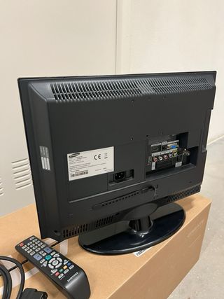 Televisión Samsung 19” LE19C350 Poco Uso