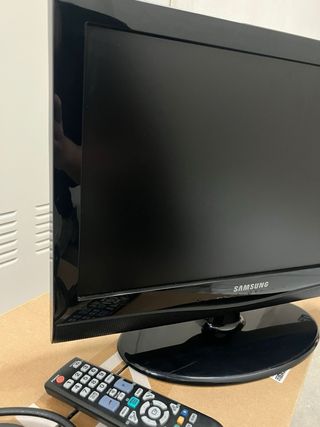 Televisión Samsung 19” LE19C350 Poco Uso