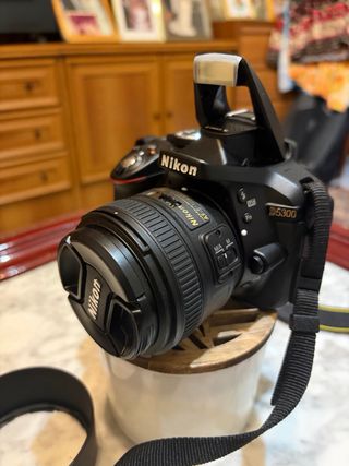 Nikon D5300 + Nikkor 50mm f/1.8