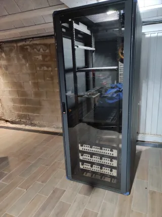 Rack  armario Servidores
