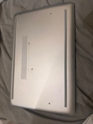 HP 15-db1010ns AMD Ryzen 7 2.3GHz