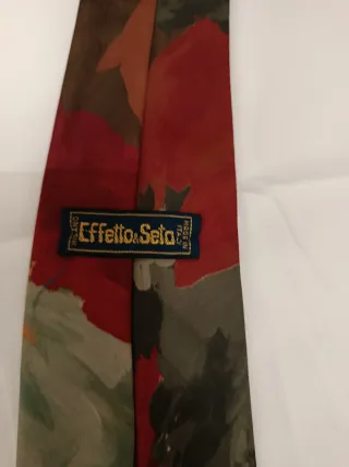 Cravatta fantasia floreale