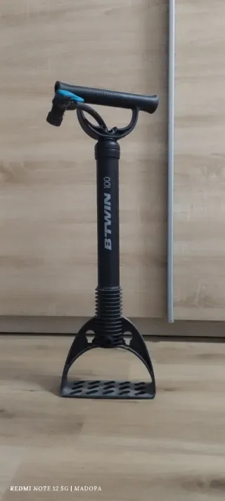 Bomba de pie B'Twin 100 para bicicleta