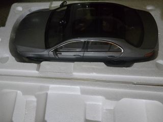 Mercedes Clase E W213 1/18 iscale