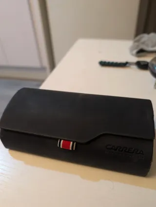 Gafas de sol Carrera doradas y rojas