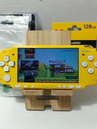 PSP 2000 Edición Simpsons Amarilla