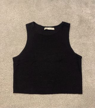 Top preto Pull & Bear canelado