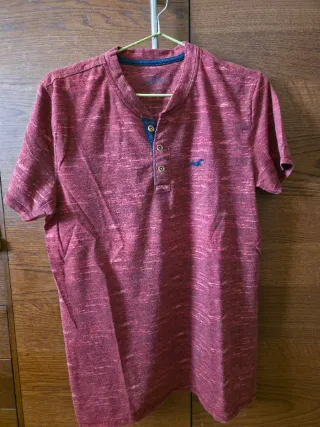 Camiseta Hollister Roja Talla S
