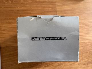 Game Boy Advance SP Plata Caja y Manuales + zelda