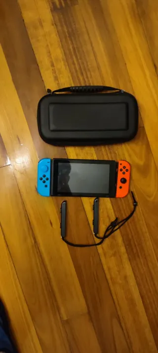 Nintendo Switch Azul y Roja