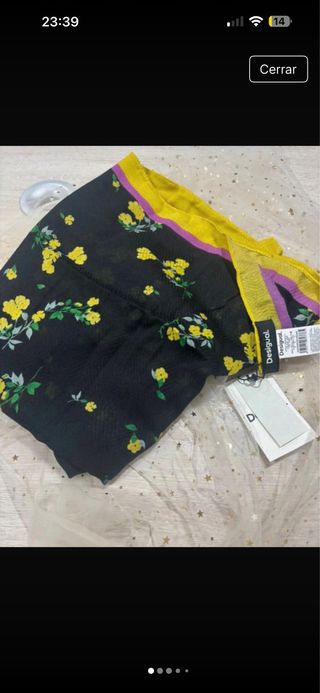 Nuevo Pañuelo foulard Desigual estampado floral