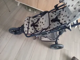 Carrito de muñecas Mónica