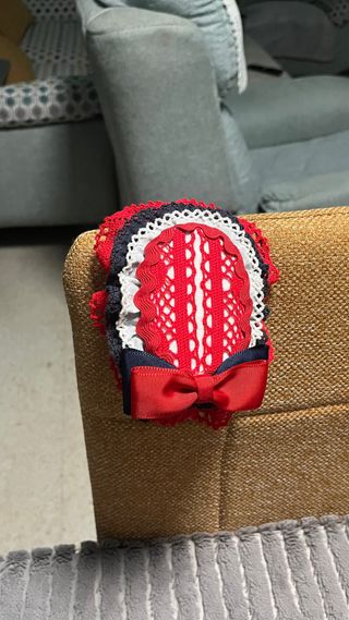 Diadema de encaje con lazo